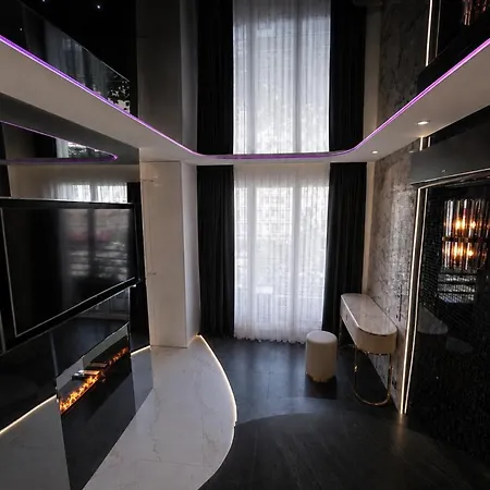 Z Jacuzzi Centrum - Romantic Bliss דירה ורשה